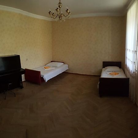 Guest House Salome Borjomi Exterior foto